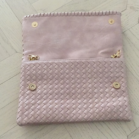 Urban Expressions Weaved Clutch - Picture 3 of 6